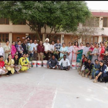 NSS group photo student and teachers